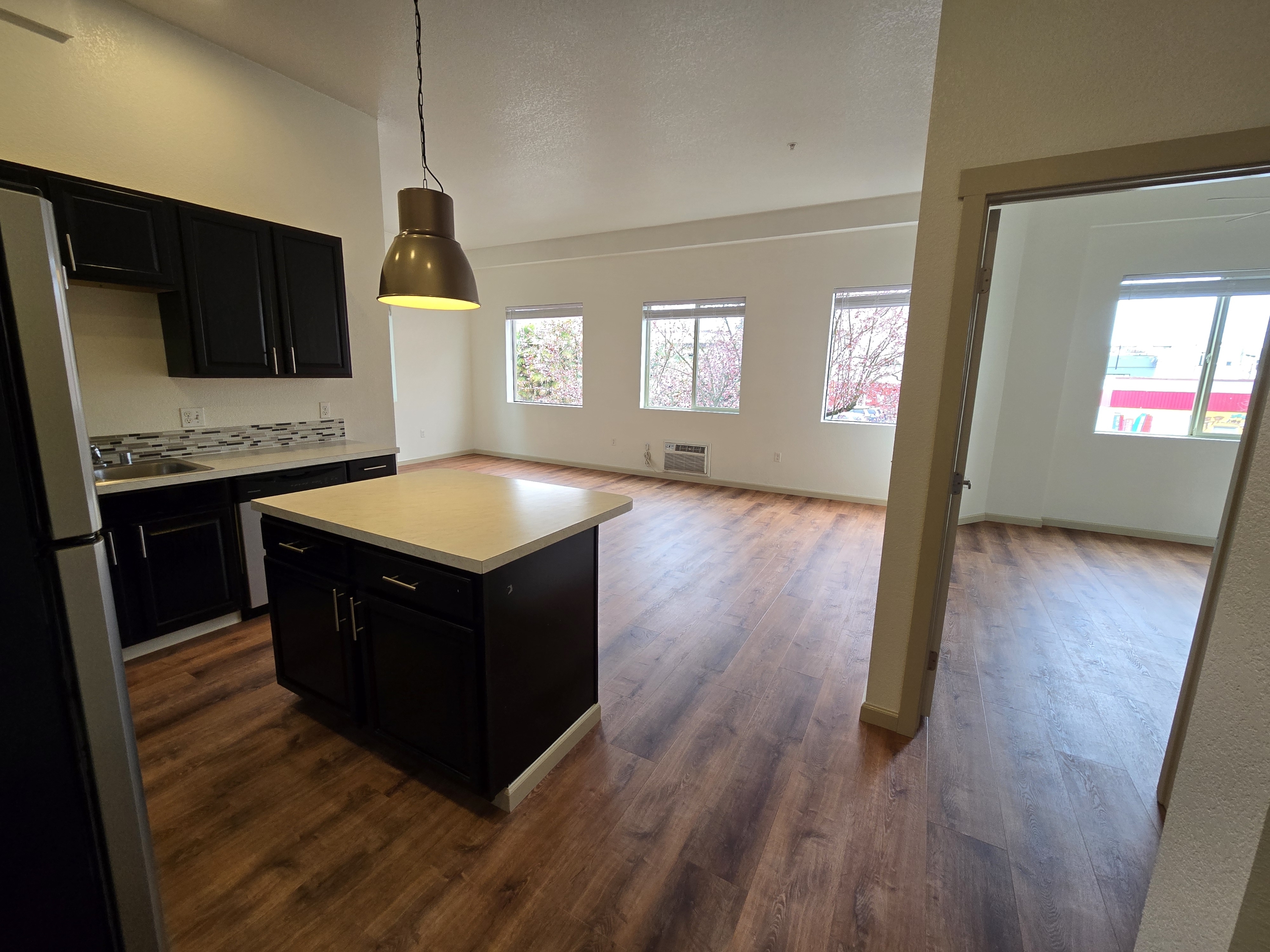 404 Legion Way Southeast - 201