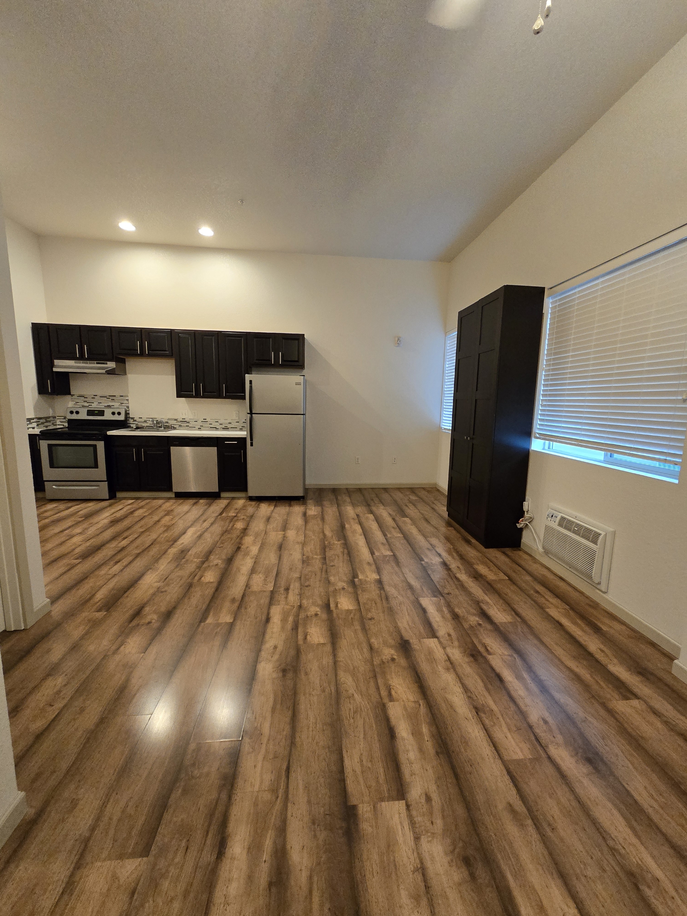 404 Legion Way Southeast - 302